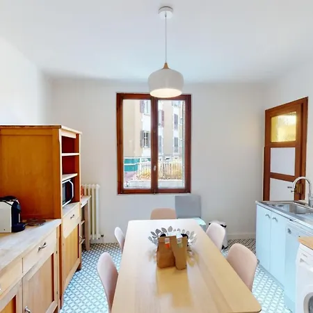 Le Favre - 2 Au Centre Appartement